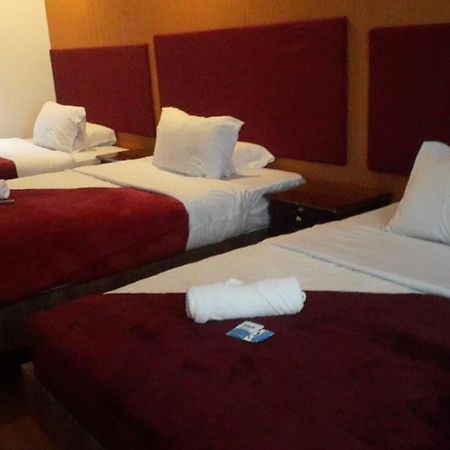 Hostal Nizza Cuenca Eksteriør bilde